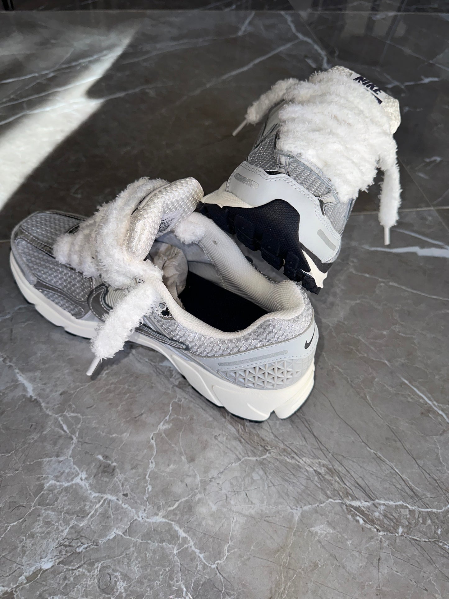 Nike Zoom Vomero 5 Custom metalic